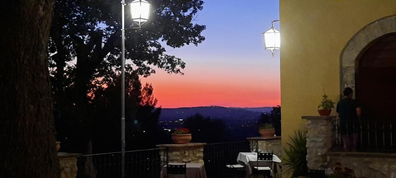 Agriturismo Villino Bellavista Сполето Экстерьер фото
