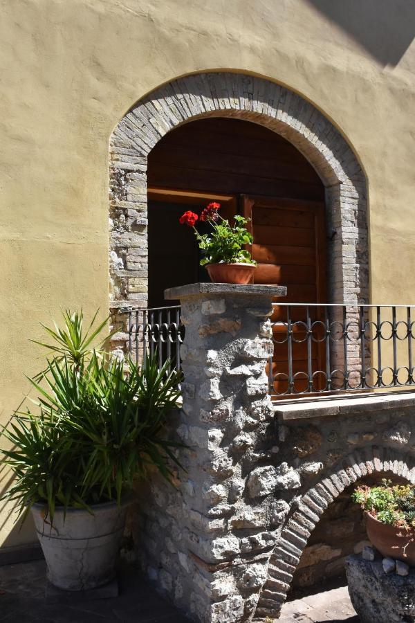 Agriturismo Villino Bellavista Сполето Экстерьер фото